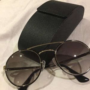 Prada Sunglasses Black SPR 51S